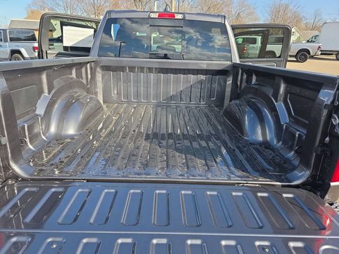 New 2026 RAM 1500 Big Horn AWD/4WD image 12