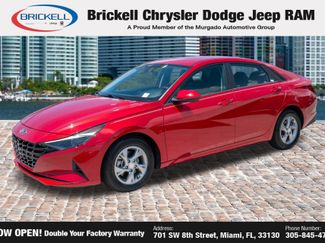 Used 2023 Hyundai Elantra SE FWD video 3