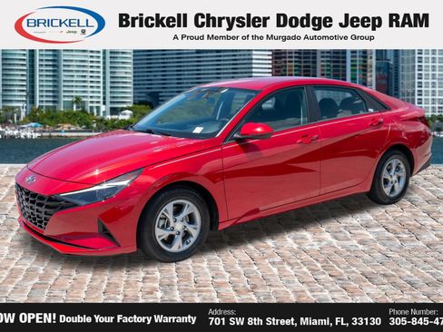 Used 2023 Hyundai Elantra SE FWD image 3