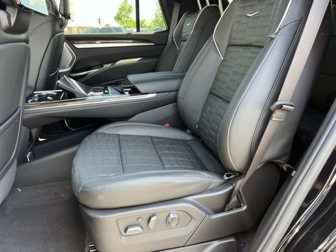 New 2026 Cadillac Escalade Platinum Sport AWD/4WD image 22