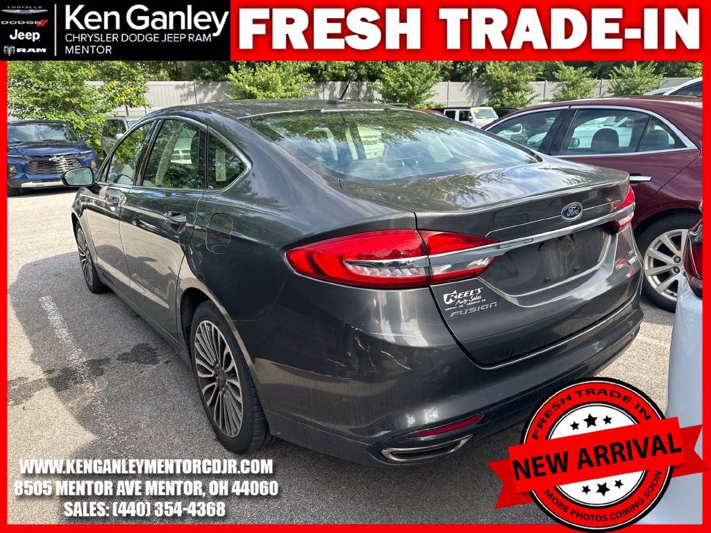 Used 2017 Ford Fusion SE AWD/4WD image 8