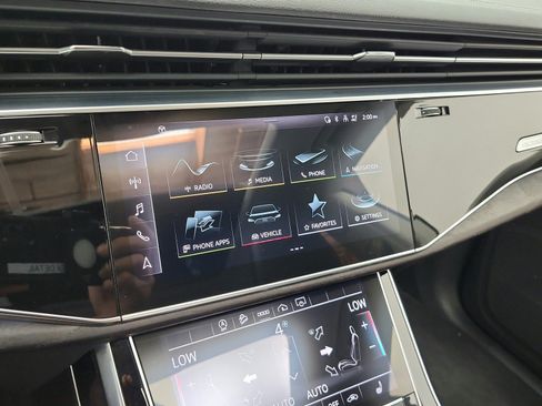 Used 2023 Audi Q8 Premium w/ Convenience Package AWD/4WD image 10