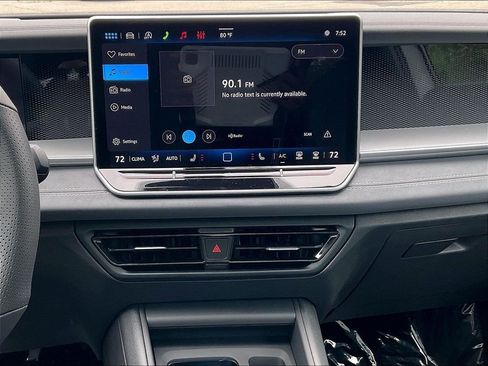 New 2026 Volkswagen Tiguan SE R-Line AWD/4WD image 13