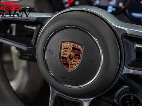 Used 2018 Porsche 718 Cayman S image 31