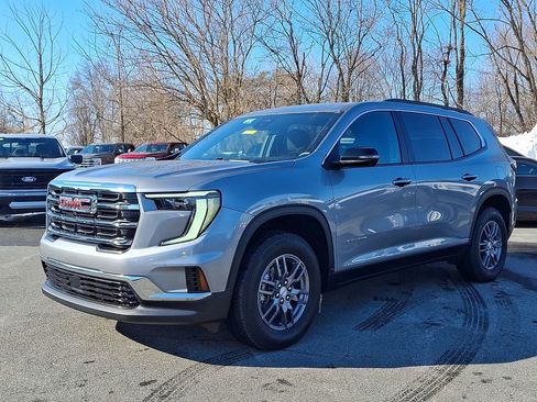 Used 2025 GMC Acadia Elevation image 3