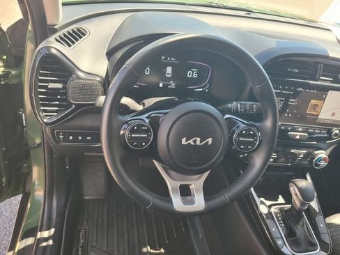 Used 2023 Kia Soul EX FWD image 30
