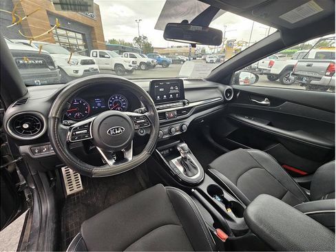 Used 2020 Kia Forte GT-Line FWD image 2