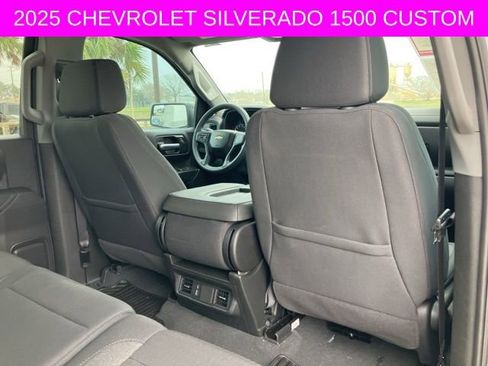 Used 2025 Chevrolet Silverado 1500 Custom w/ Turbomax Blackout Package image 15