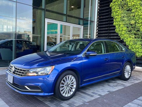 Used 2017 Volkswagen Passat 1.8T SE FWD image 19