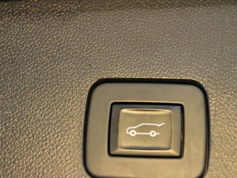 Used 2020 Buick Encore GX Select image 15