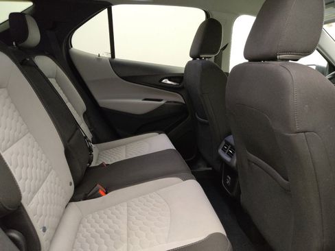 Used 2020 Chevrolet Equinox LS w/ LPO, Cargo Package AWD/4WD image 19