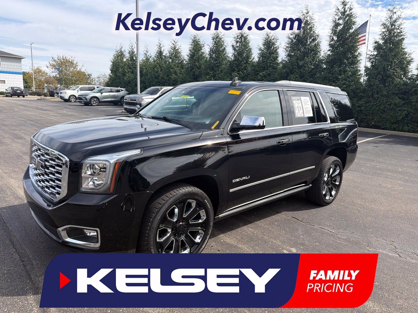 Used 2019 GMC Yukon Denali w/ Denali Ultimate Package AWD/4WD image 1