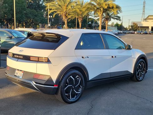 Certified 2024 Hyundai Ioniq 5 SEL image 2