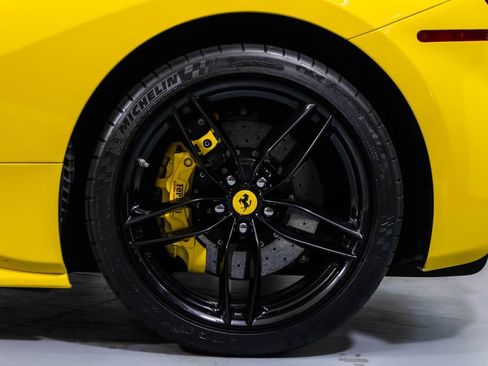 Certified 2019 Ferrari 488 GTB RWD image 60