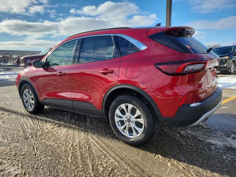 Used 2023 Ford Escape Active w/ Tech Pack #2 image 3