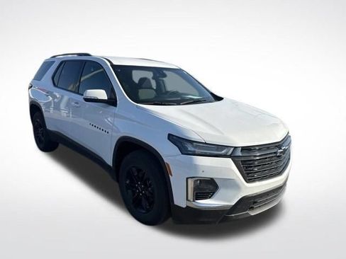 Used 2023 Chevrolet Traverse LT FWD image 7