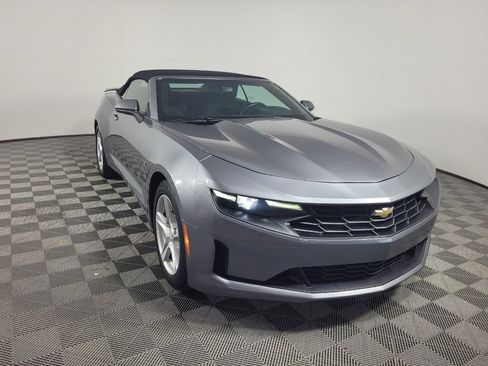 Used 2020 Chevrolet Camaro LT RWD image 13