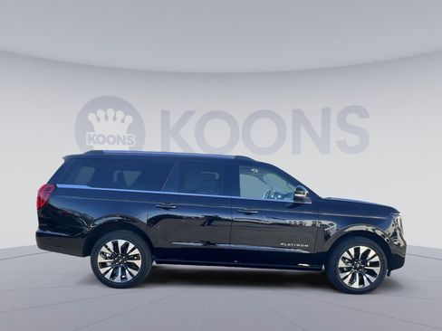 New 2026 Ford Expedition Max Platinum w/ Driver's Package image 8