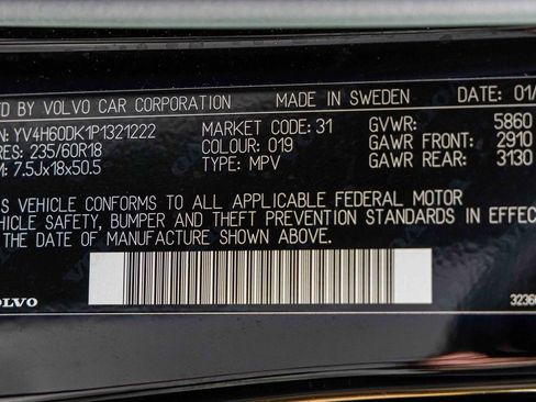 Used 2023 Volvo XC60 T8 Core image 29