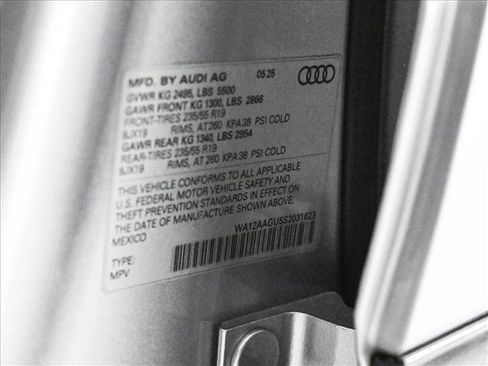 Used 2025 Audi Q5 Premium Plus w/ Premium Plus image 26