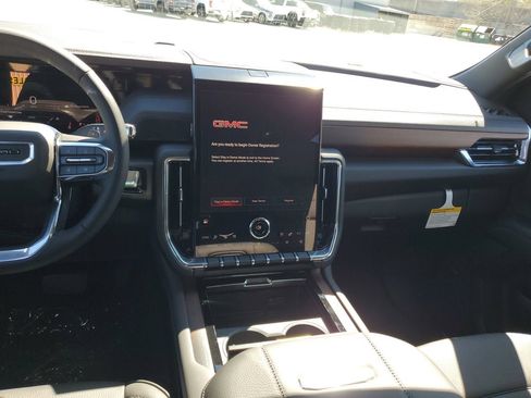 New 2026 GMC Yukon XL Denali w/ Sun & Power Step Package AWD/4WD image 14
