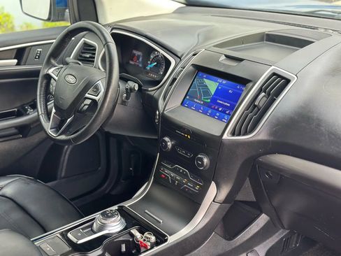 Used 2020 Ford Edge SEL w/ Convenience Package image 9
