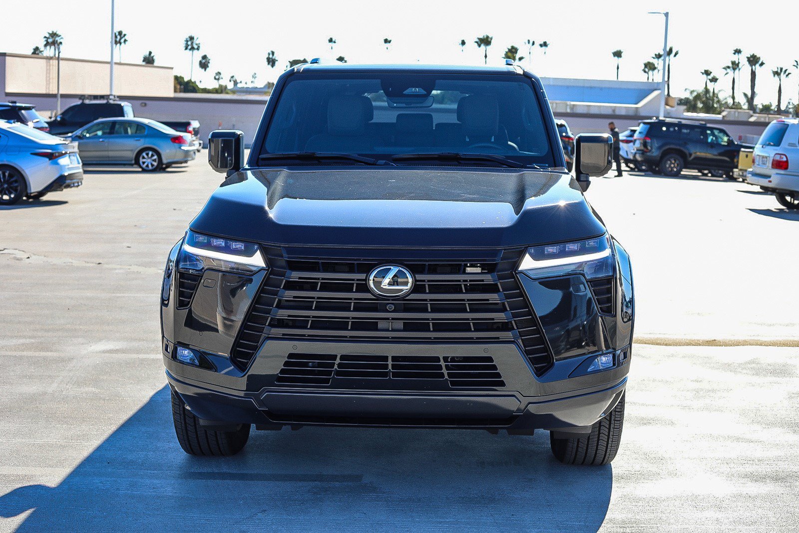 Used 2025 Lexus GX 550 w/ Cold Area Package AWD/4WD image 2