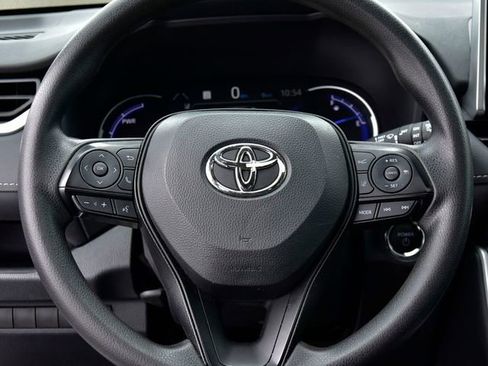 Certified 2024 Toyota RAV4 XLE w/ Convenience Package image 17