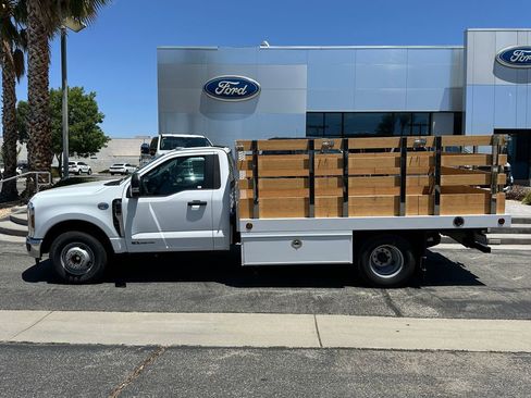 New 2025 Ford F350 XL w/ XL Chrome Package RWD image 3