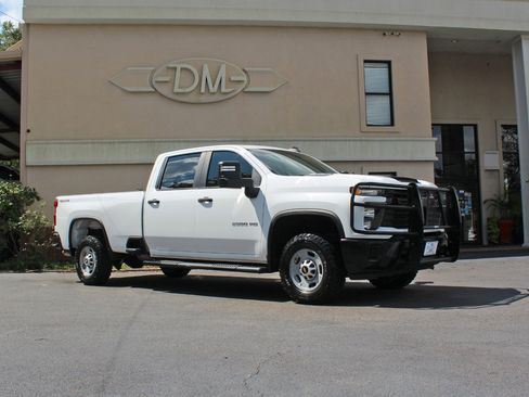 Used 2024 Chevrolet Silverado 2500 W/T w/ WT Fleet Convenience Package image 5