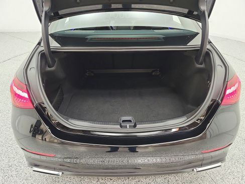 Used 2022 Mercedes-Benz C 300 Sedan image 28