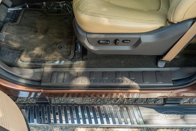 Used 2012 Ford F250 Lariat w/ Lariat Ultimate Pkg AWD/4WD image 18