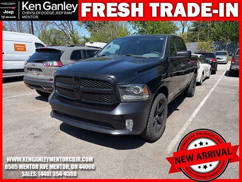 Used 2014 RAM 1500 Express w/ Black Ram 1500 Express Group AWD/4WD image 3