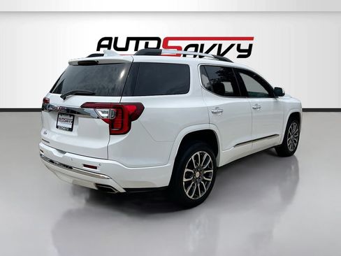 Used 2022 GMC Acadia Denali w/ Denali Ultimate Package FWD image 7