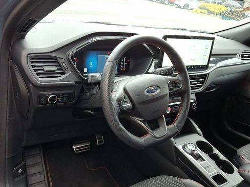 Certified 2023 Ford Escape ST-Line w/ Tech Pack #1 image 16