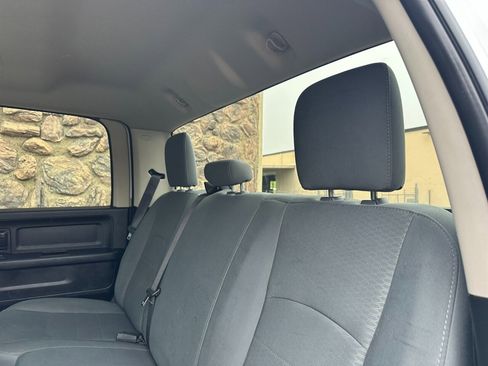 Used 2018 RAM 2500 Tradesman w/ Chrome Appearance Group image 26