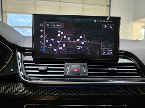 Used 2024 Audi SQ5 Prestige AWD/4WD image 39
