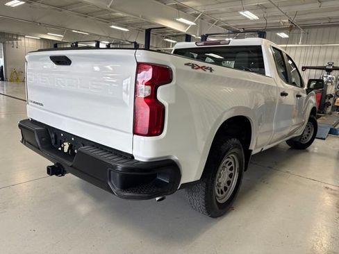 Used 2020 Chevrolet Silverado 1500 W/T w/ Trailering Package AWD/4WD image 9