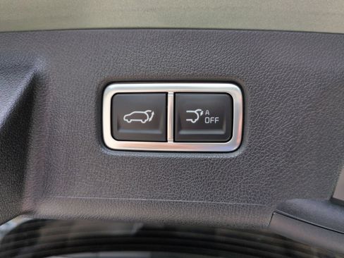 Certified 2025 Kia Sorento SX Prestige w/ Olive Brown Leather Package AWD/4WD image 18