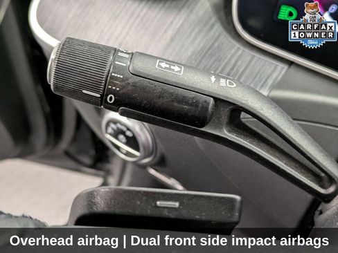 Used 2023 Mercedes-Benz C 300 4MATIC Sedan image 21
