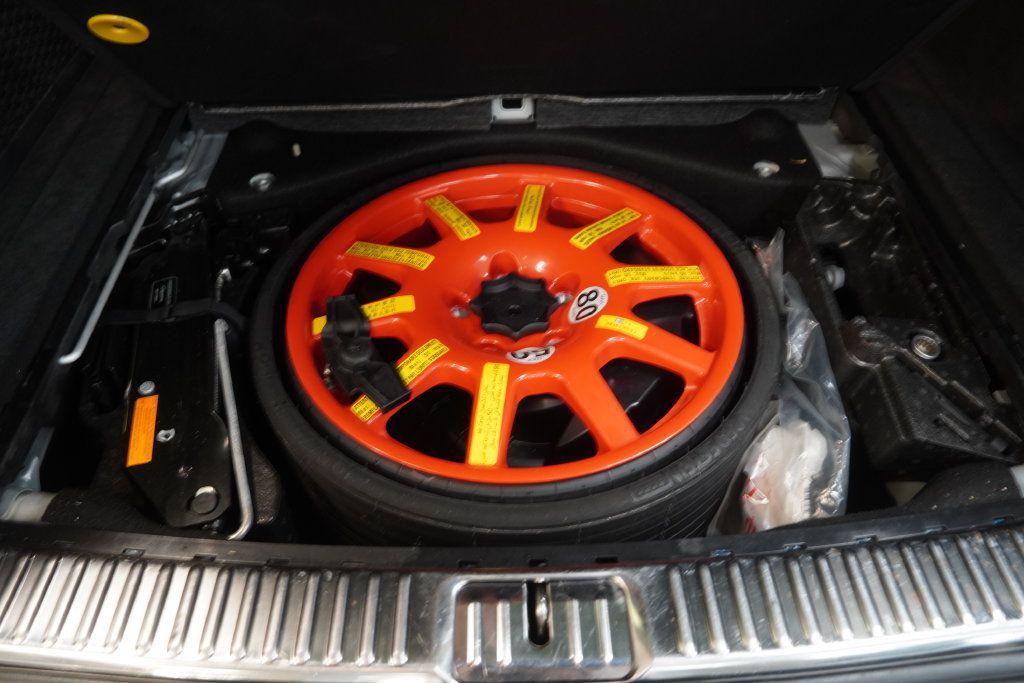 Used 2012 Porsche Cayenne AWD/4WD image 10