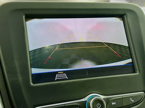 Used 2020 Chevrolet Equinox LT image 23