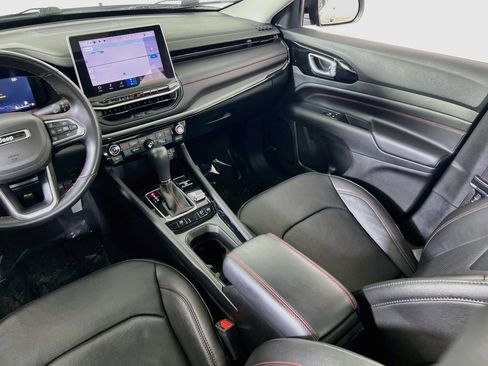 Used 2022 Jeep Compass Trailhawk w/ Trailhawk Elite Group image 23