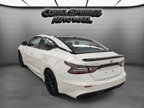 Certified 2023 Nissan Maxima SR w/ Sport Mat Group image 4