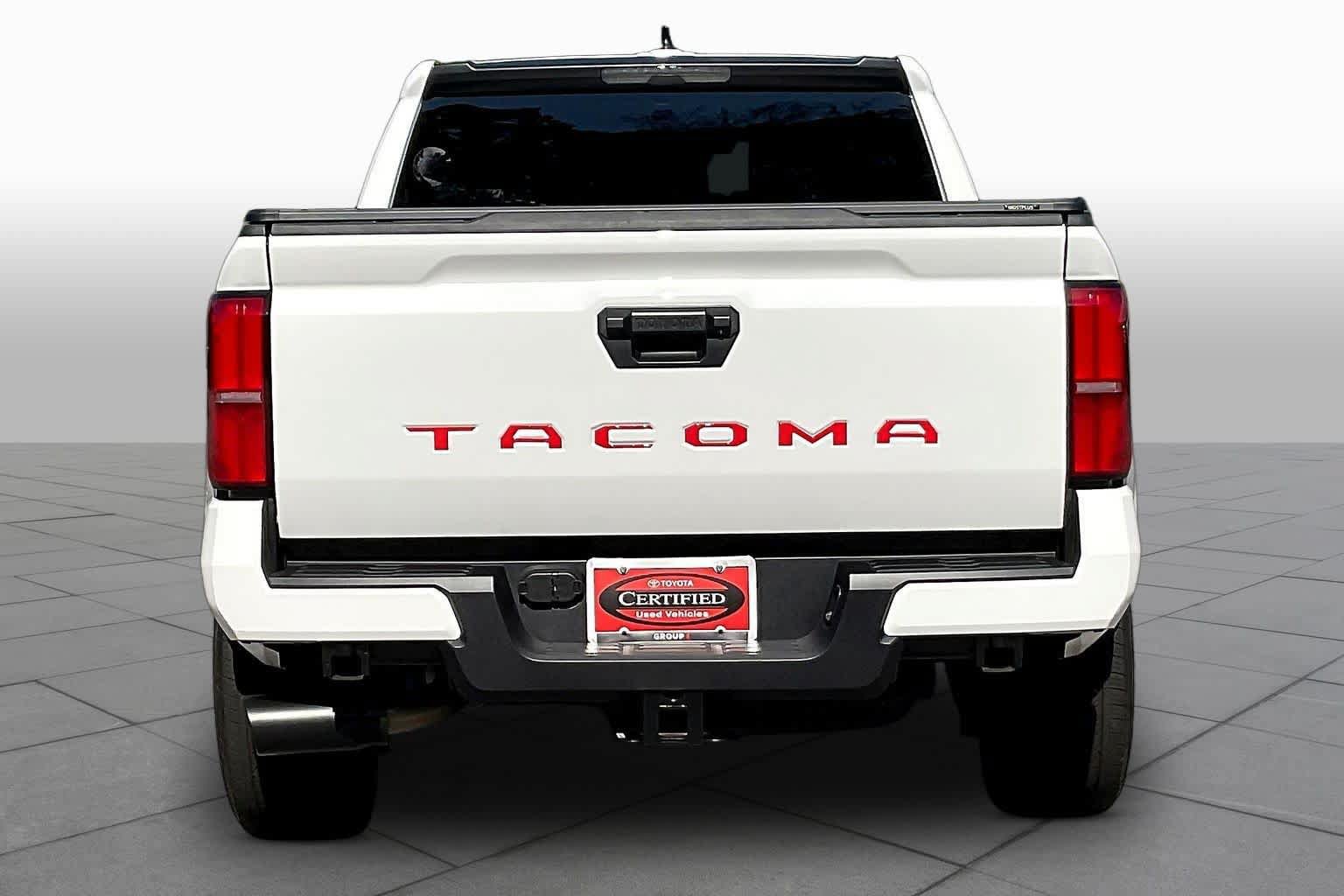 Used 2025 Toyota Tacoma SR5 RWD image 5