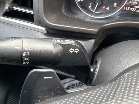 Used 2022 Mitsubishi Outlander ES AWD/4WD image 14