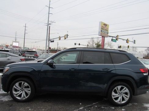 Used 2021 Volkswagen Atlas SE image 4