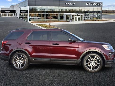 Used 2018 Ford Explorer Sport w/ Equipment Group 401A image 2
