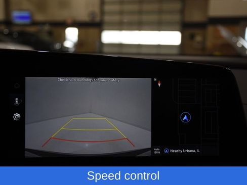 New 2025 Hyundai Elantra SEL image 18