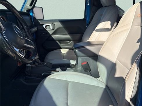 Used 2021 Jeep Gladiator Mojave image 15